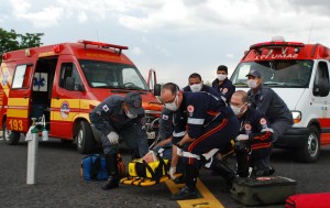 cooperacao-entre-bombeiros-e-samu-reforca-atendimento-pre-hospitalar-no-norte-de-minas-e1369852710827